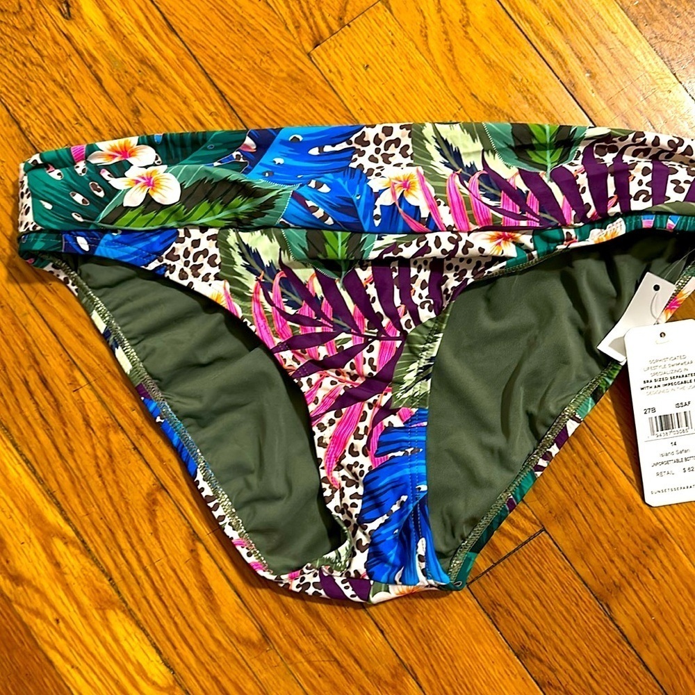 NWT sunsets unforgettable bottom bikini in island safari 14 cheeky swim